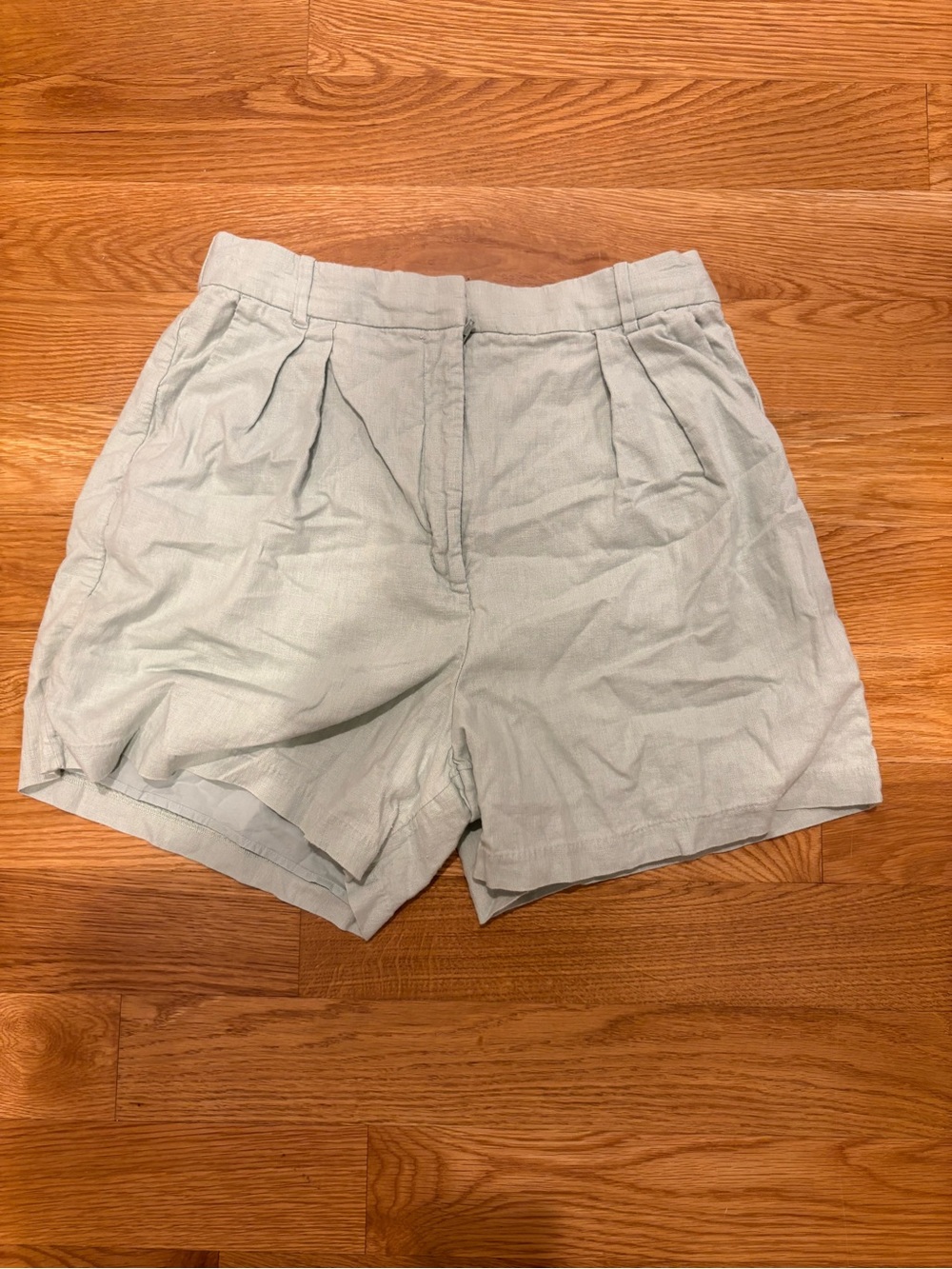 CLOSET CLEANOUT! Ultra High Rise Linen-Blend Tailored Short - Picture 2 of 4